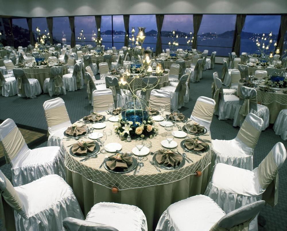 Hotel Dreams Acapulco Restaurant photo